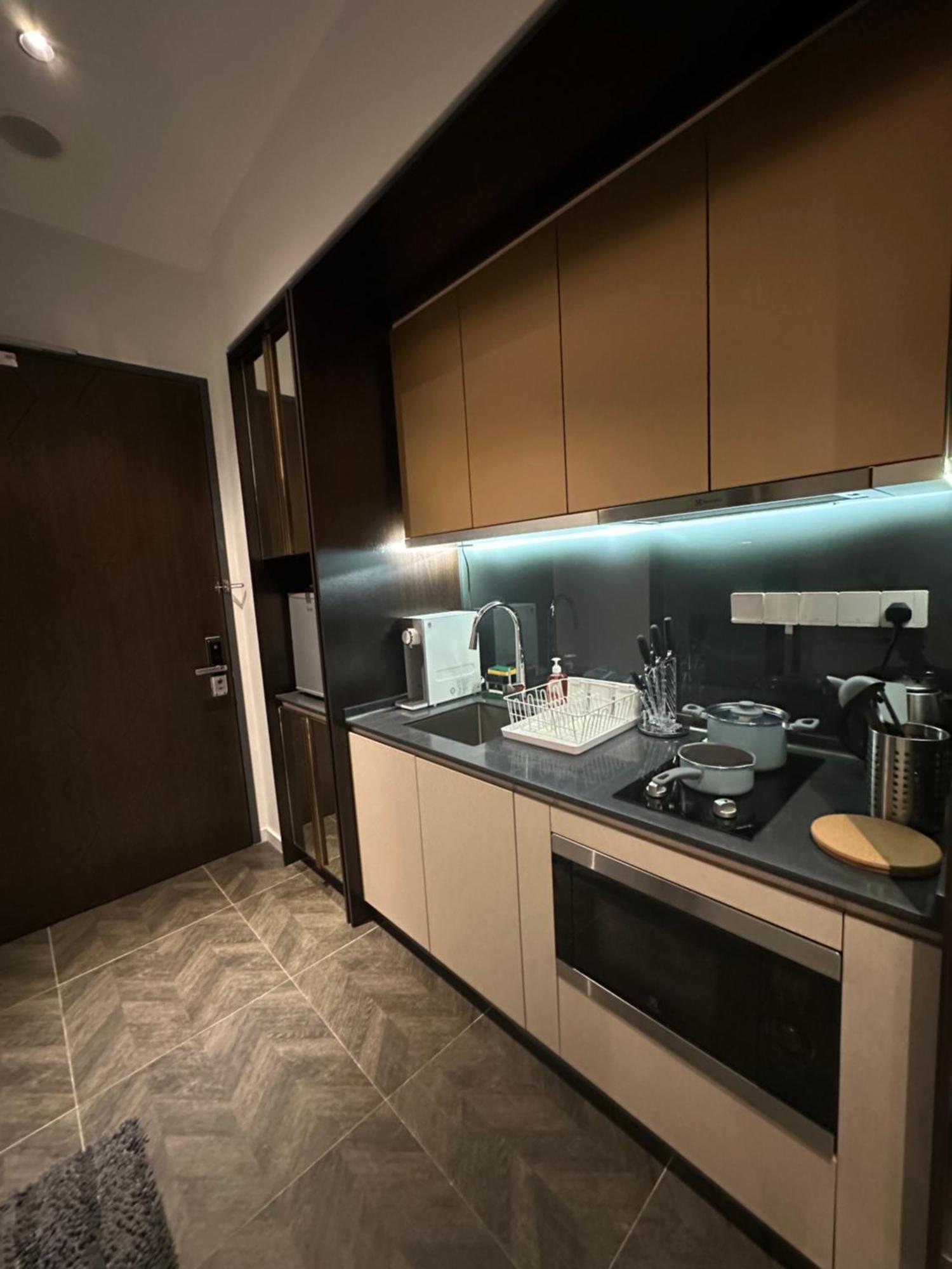 Scarletz Suites Klcc By Aura كوالالمبور المظهر الخارجي الصورة