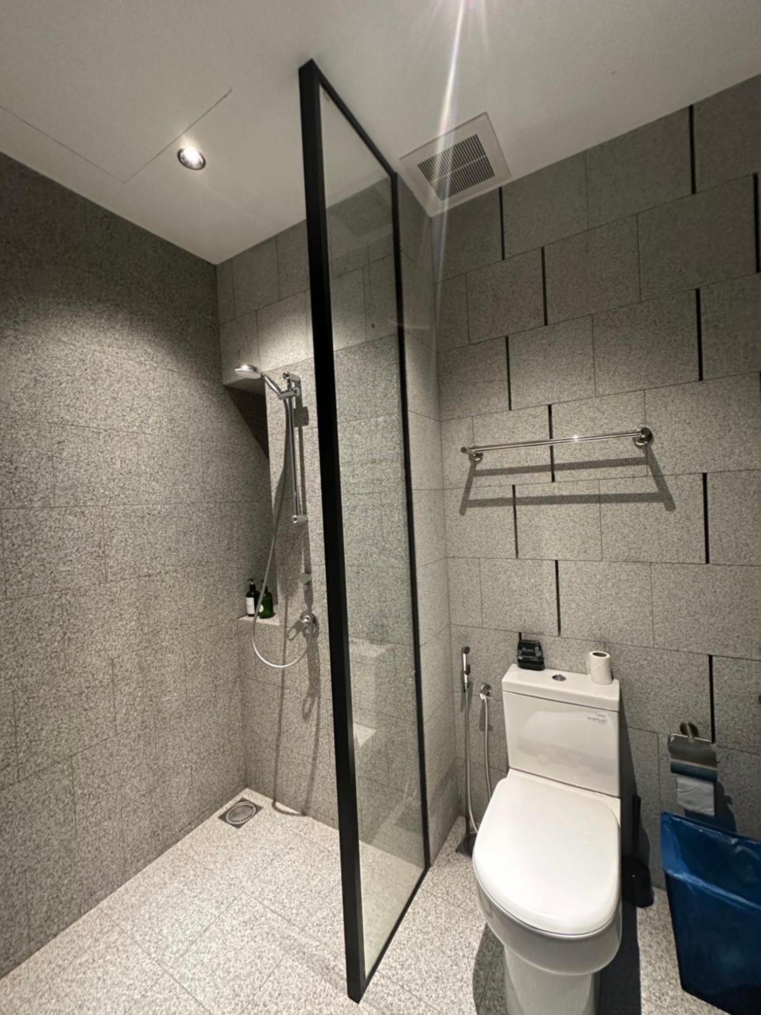 Scarletz Suites Klcc By Aura كوالالمبور المظهر الخارجي الصورة