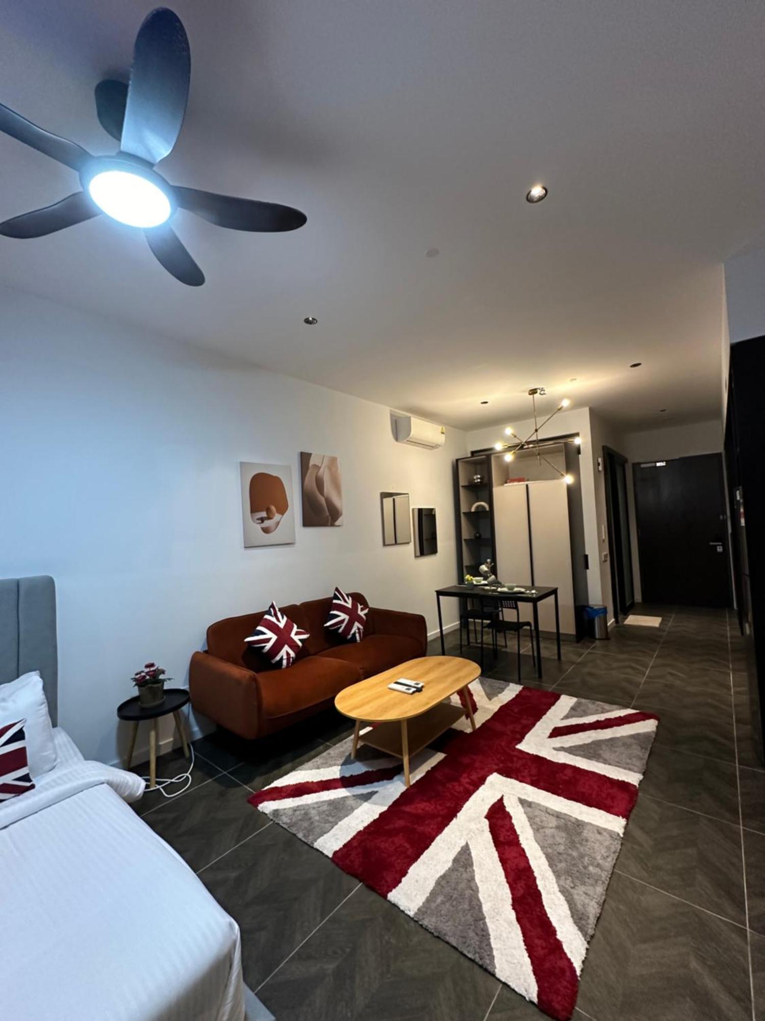 Scarletz Suites Klcc By Aura كوالالمبور المظهر الخارجي الصورة