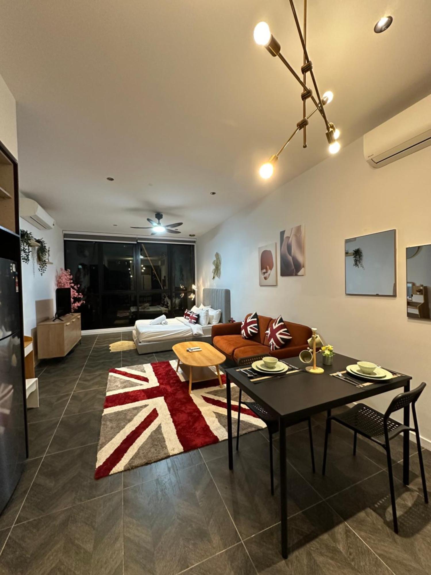 Scarletz Suites Klcc By Aura كوالالمبور المظهر الخارجي الصورة